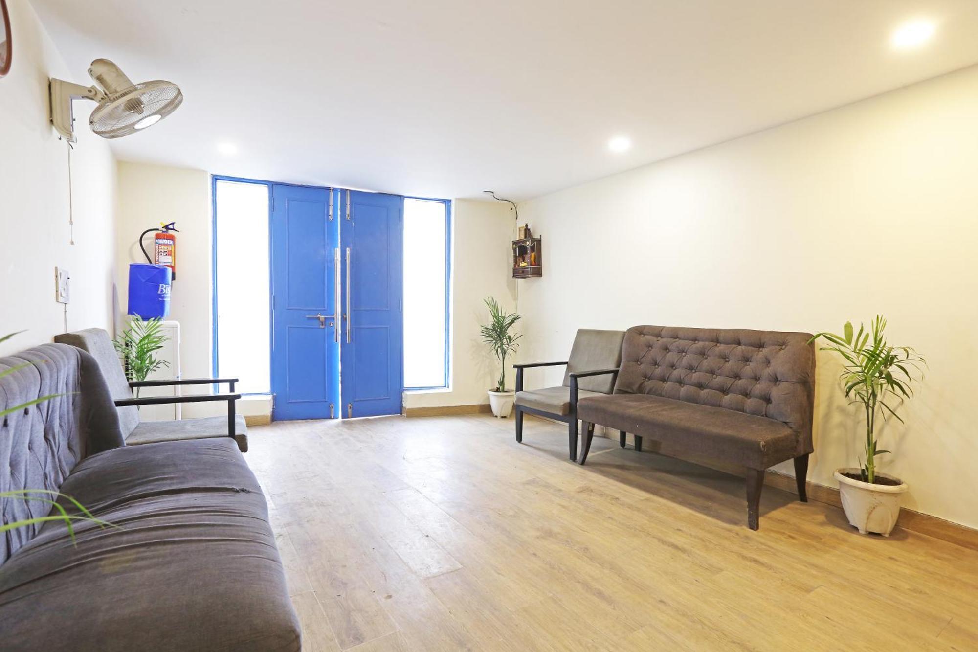 Hotel Twamev Residency Uttam Nagar Couple Friendly Делхи Екстериор снимка